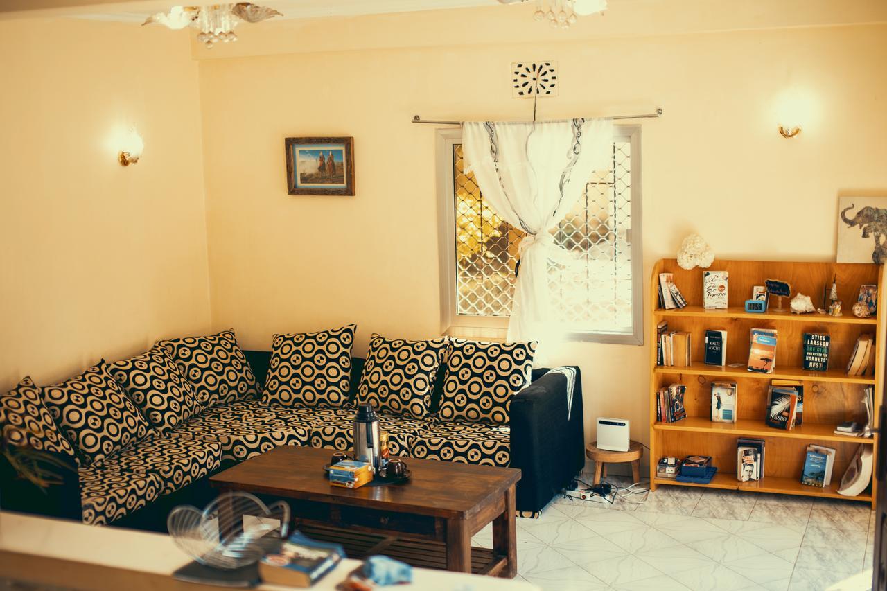 Wakawaka Hostel 아루샤 외부 사진