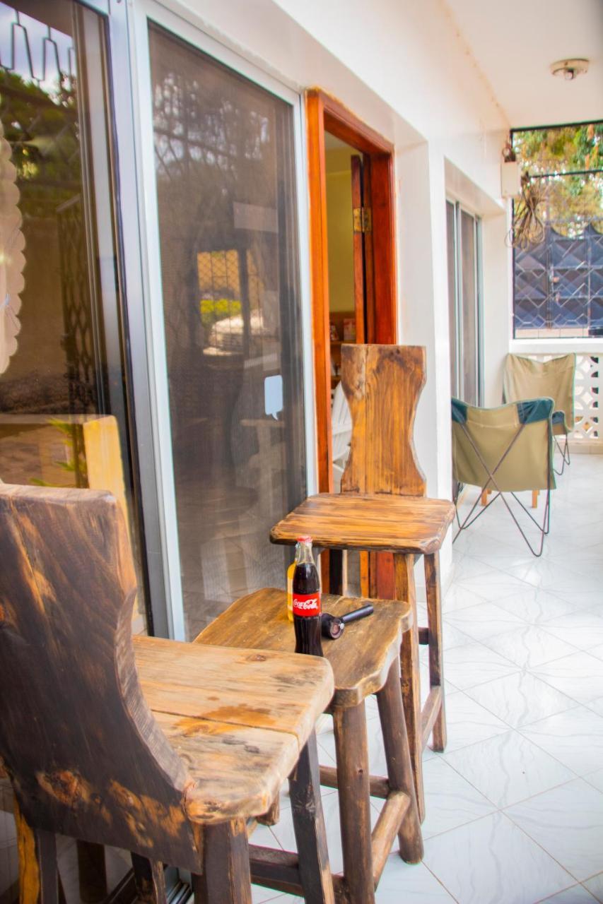 Wakawaka Hostel 아루샤 외부 사진