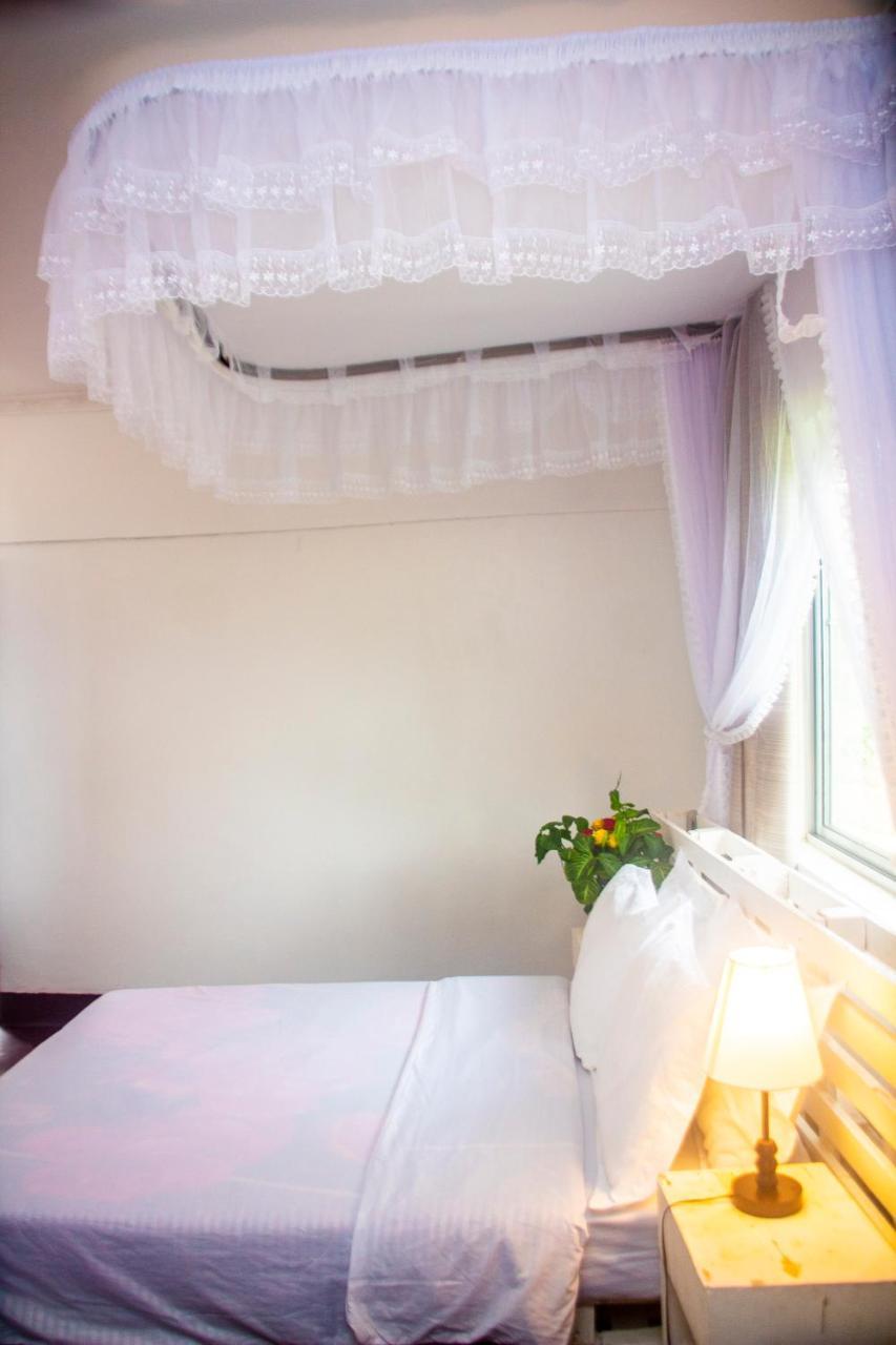 Wakawaka Hostel 아루샤 외부 사진