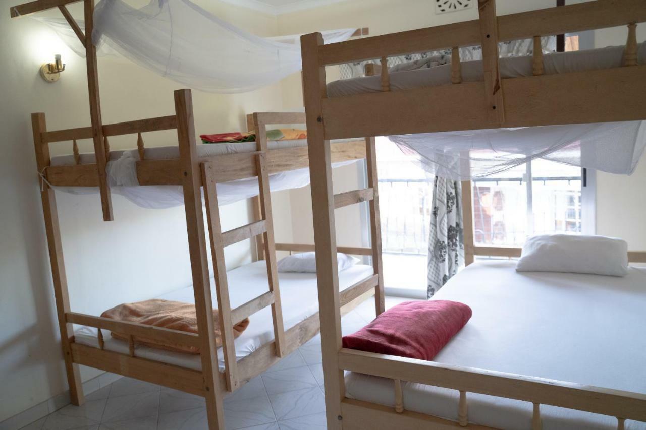 Wakawaka Hostel 아루샤 외부 사진